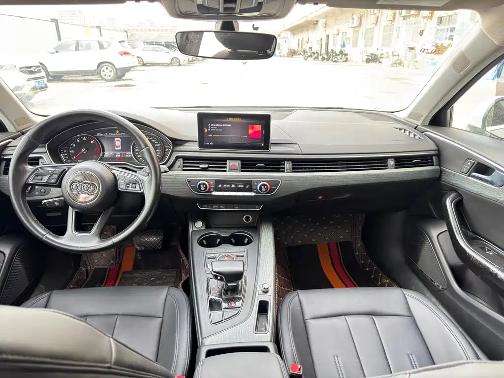 Audi A4L 2017