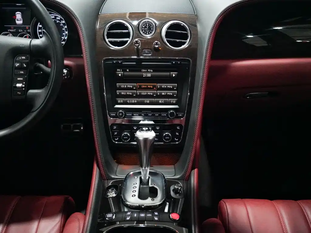 Bentley Flying Spur 2014 — фото 13