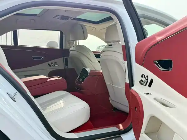 Bentley Flying Spur 2022