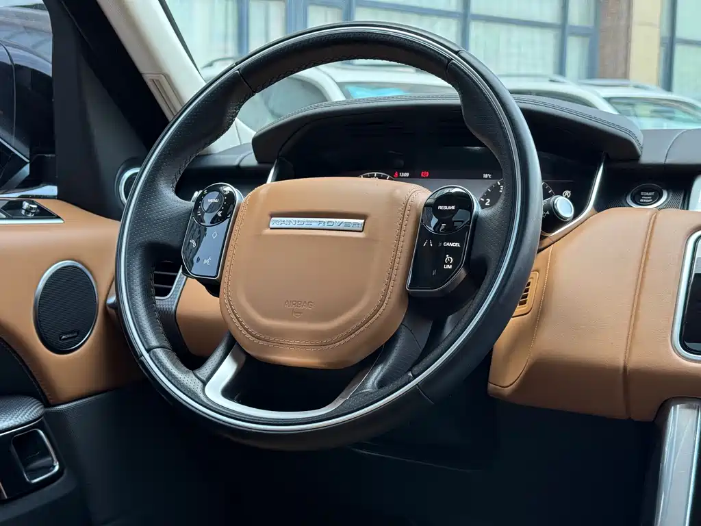 Land Rover Sport 2018 — фото 16