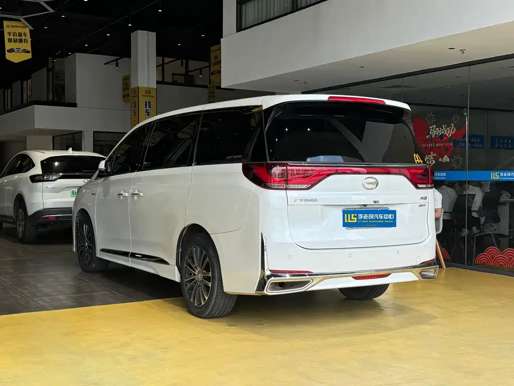 GAC Trumpchi M8 2023 — фото 4