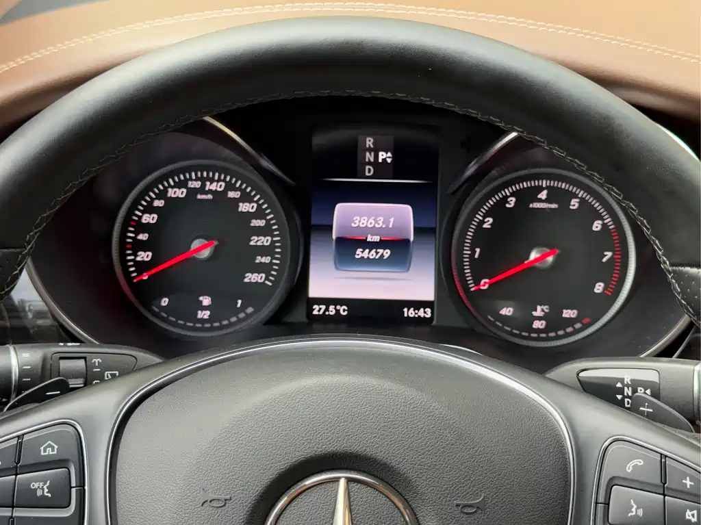 Mercedes-Benz V-Class 2018 — фото 12