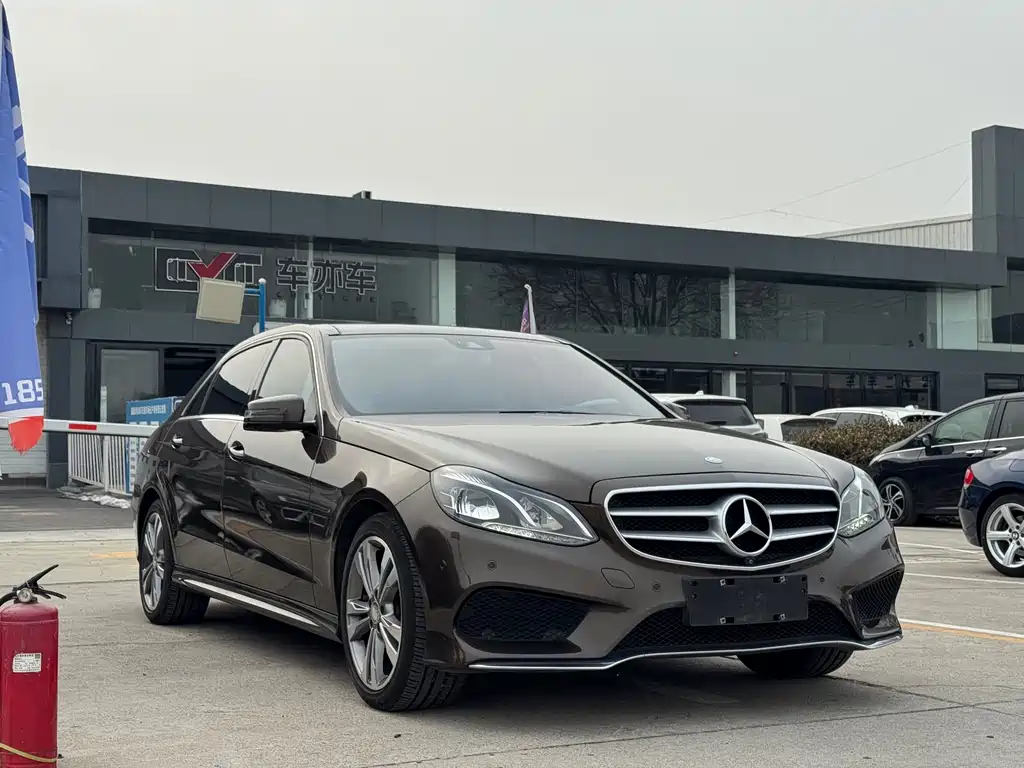 Mercedes-Benz E-Class 2015