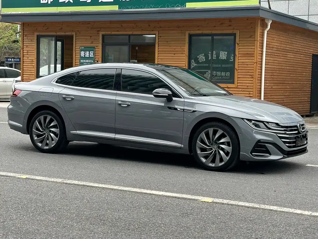Volkswagen CC 2023 — фото 3