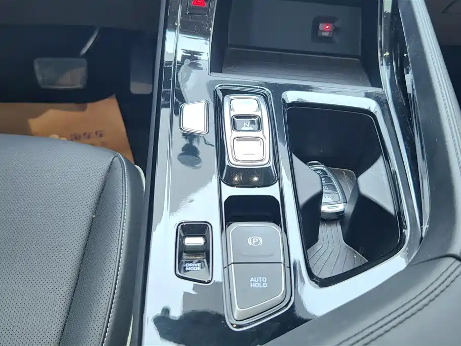 Hyundai Custo 2023 — фото 16