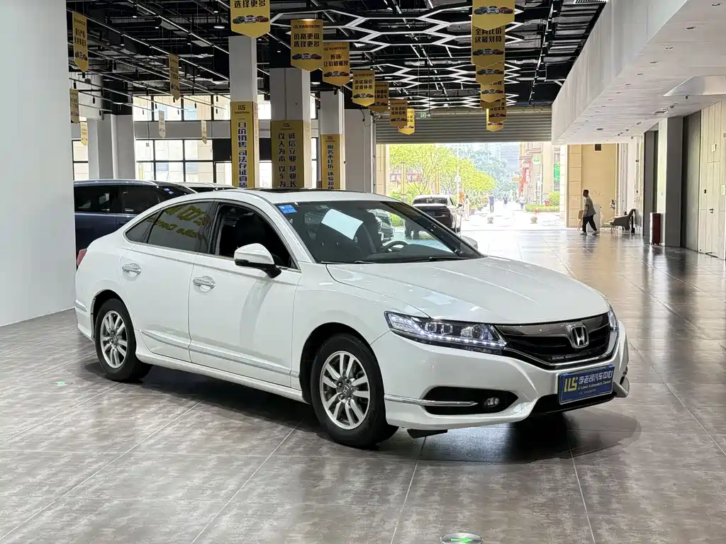 Honda Spirior 2017 — фото 2