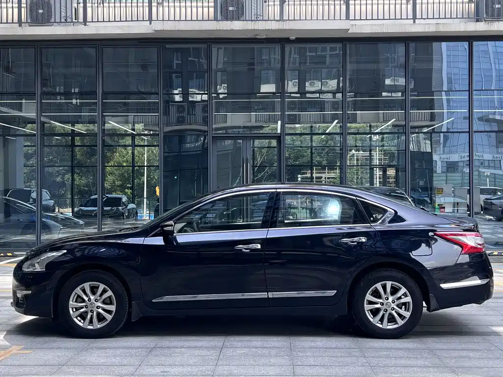 Nissan Teana 2013