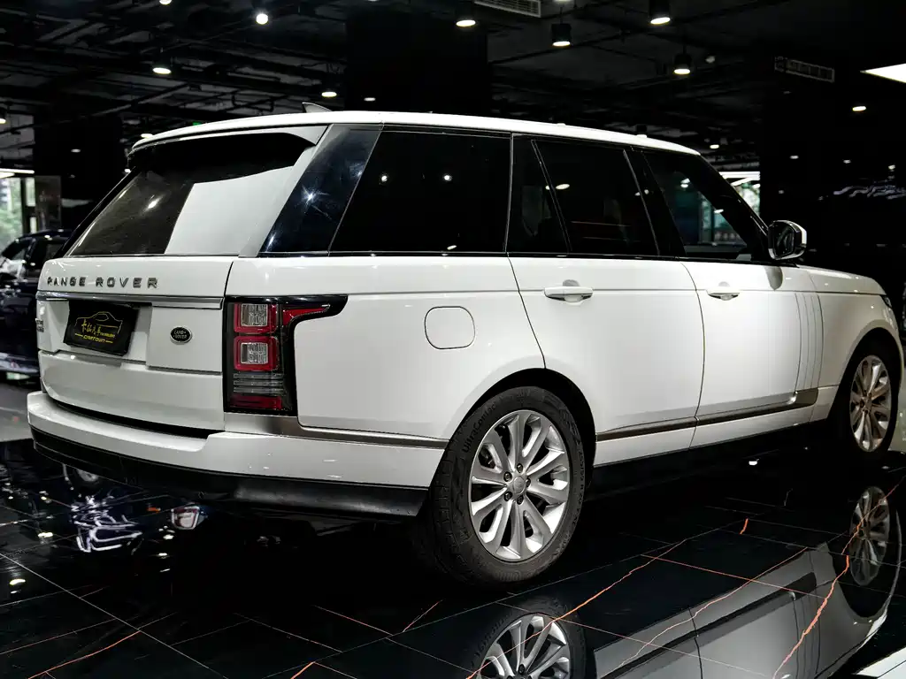 Land Rover Range Rover 2017 — фото 34