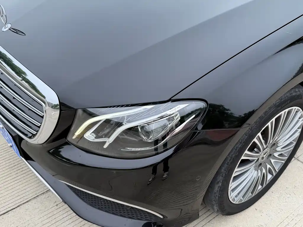Mercedes-Benz E-Class 2019 — фото 9