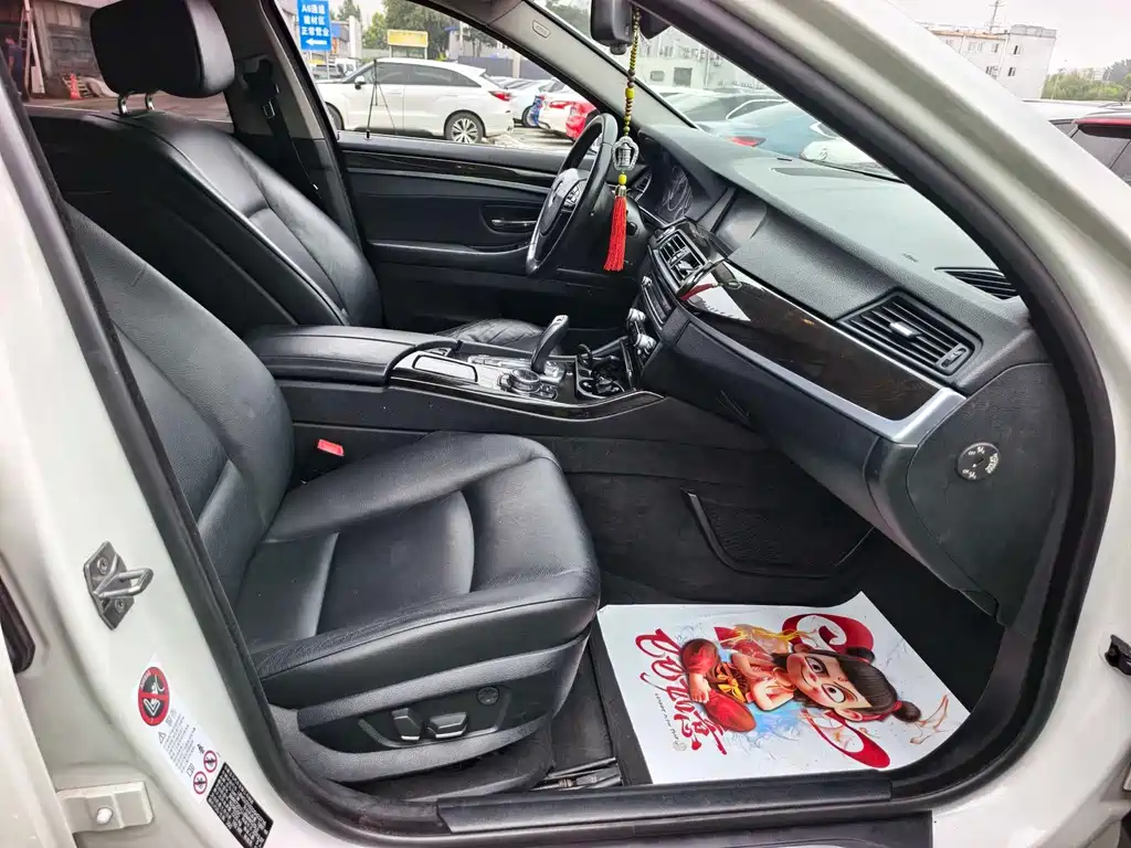BMW 5 Series 2013 — фото 12