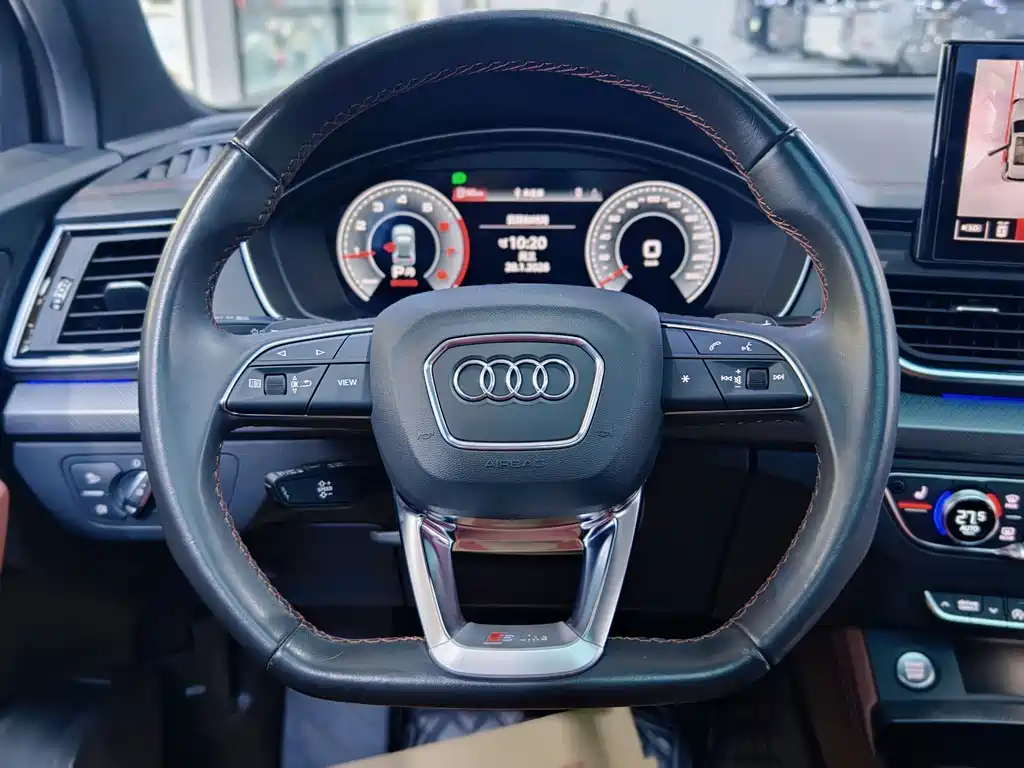 Audi Q5L 2023 — фото 9