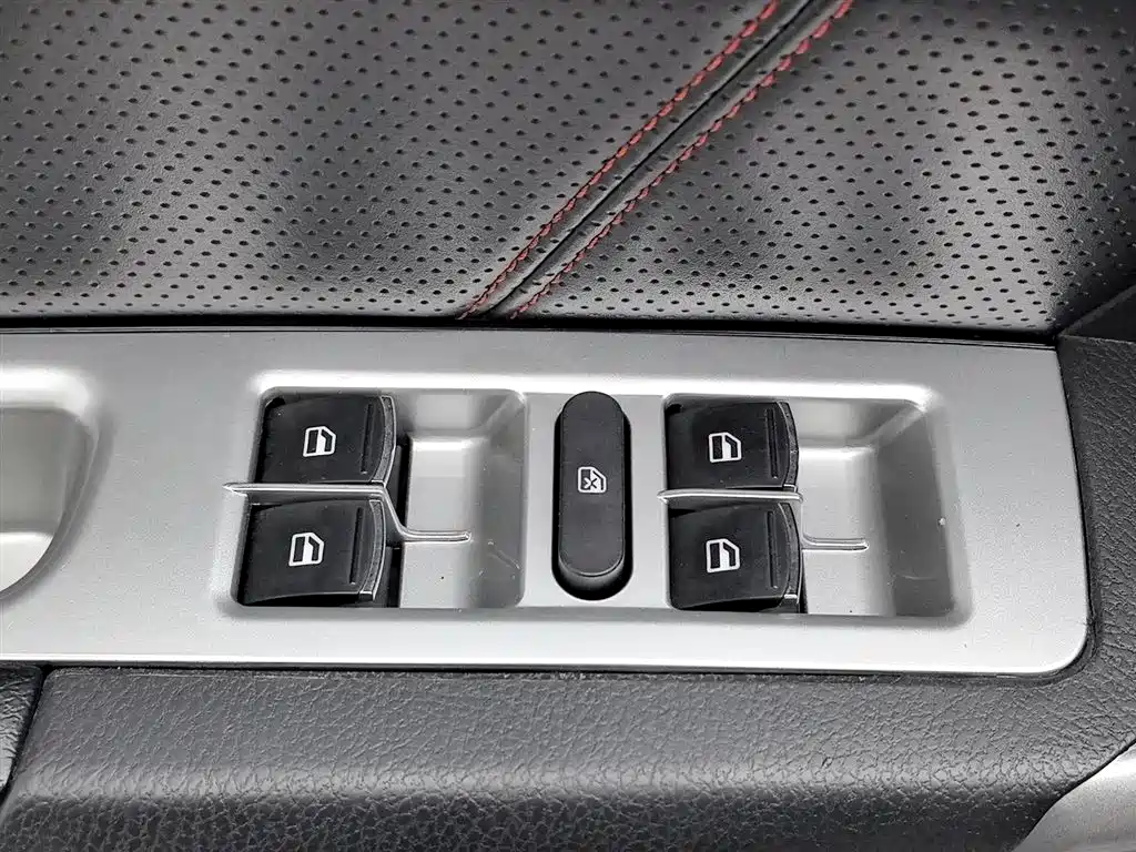 Haval H6 2015 — фото 9