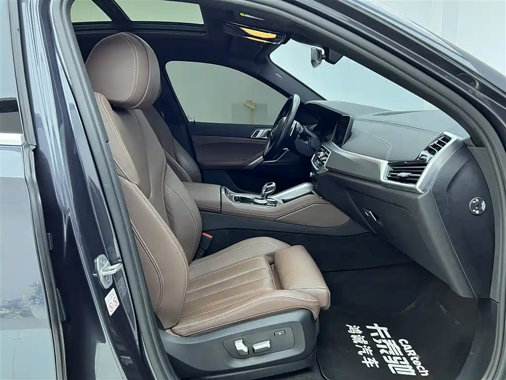 BMW X6 2021 — фото 19