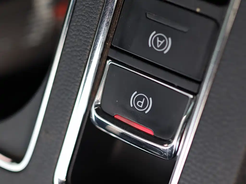 Roewe i6 Classic 2018 — фото 19