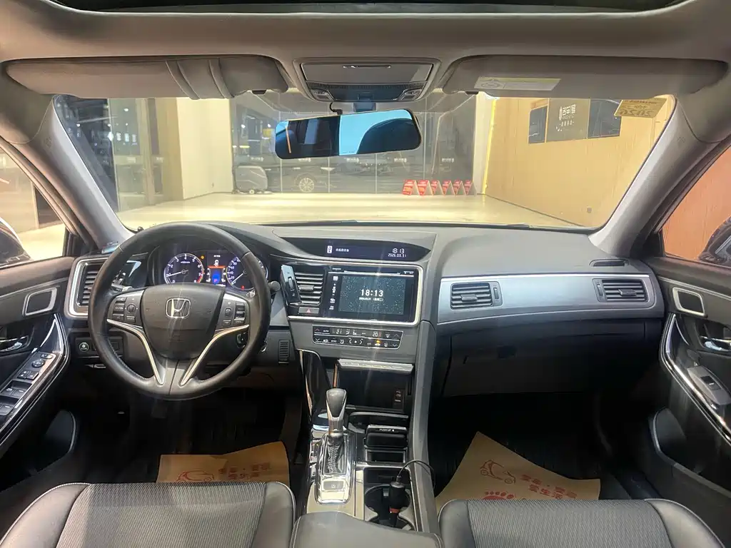 Honda Spirior 2018 — фото 10
