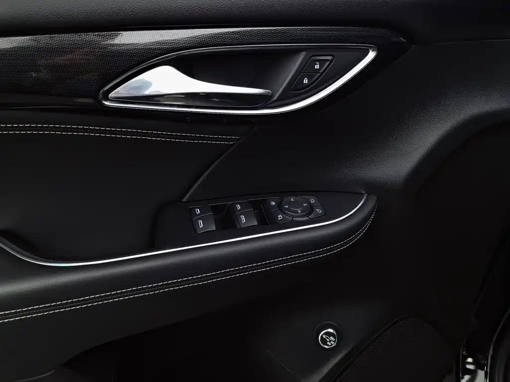 Buick Envision Plus 2023 — фото 21