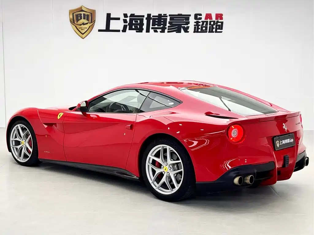 Ferrari F12berlinetta 2013 — фото 6