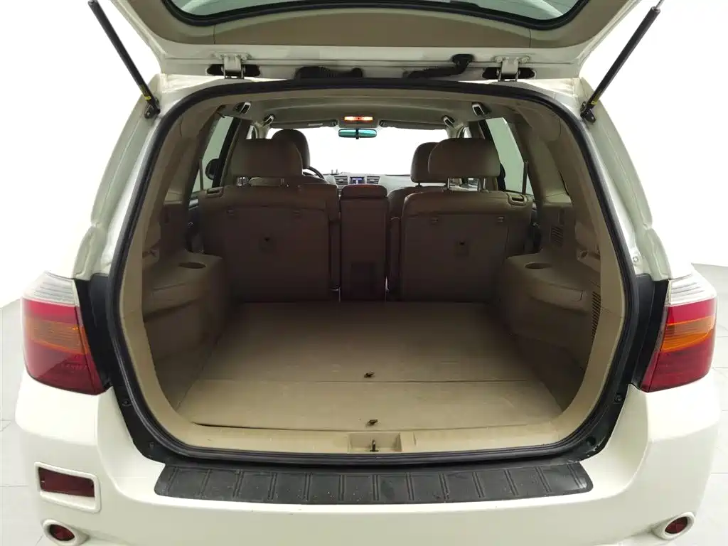 Toyota Highlander 2011 — фото 16