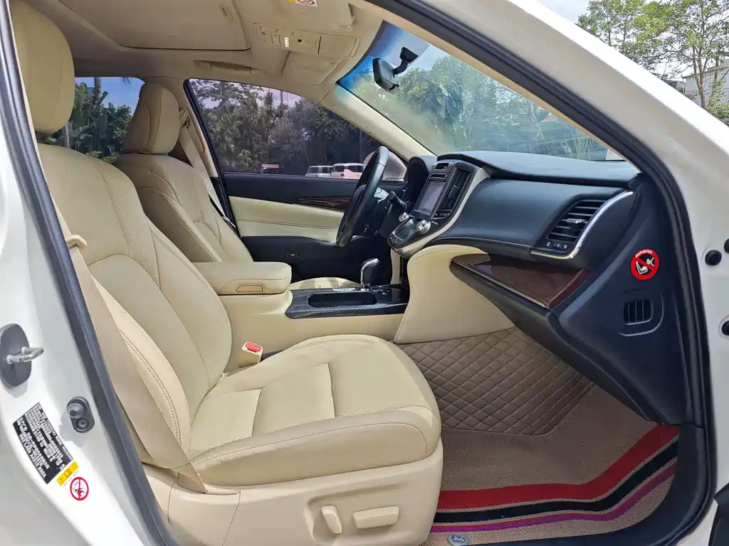 Toyota Crown 2019 — фото 10