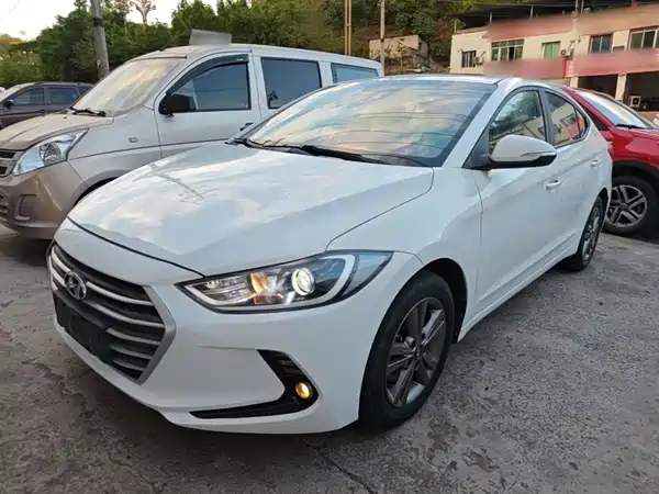 Hyundai Celesta 2017