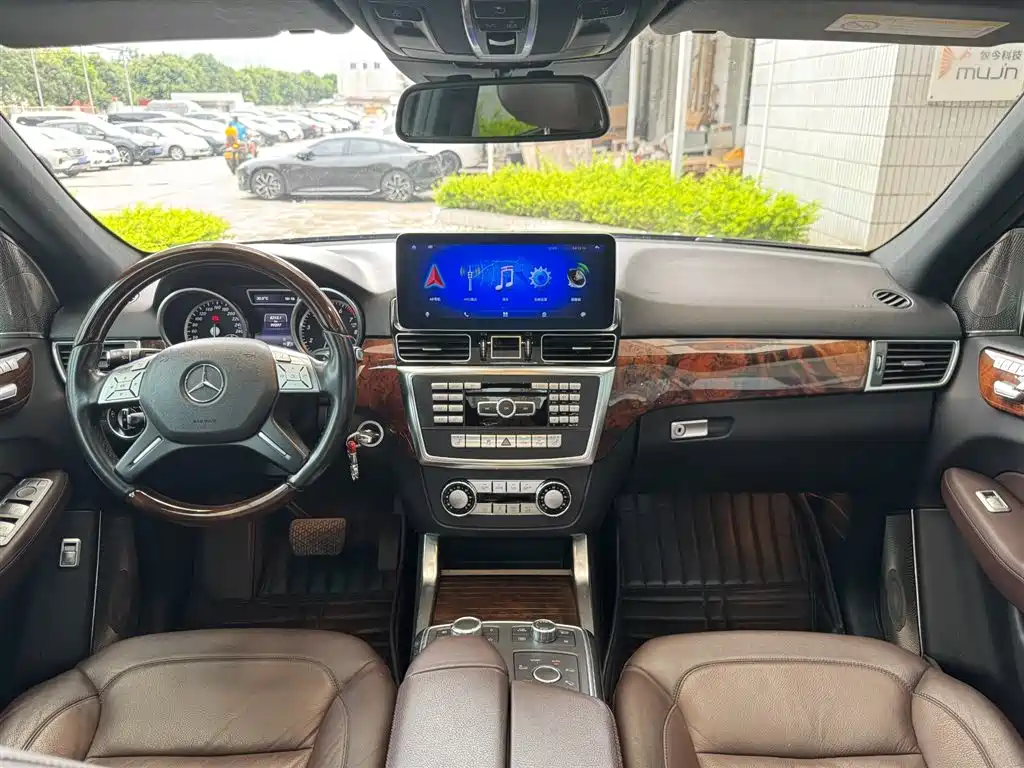 Mercedes-Benz M-Class 2015 — фото 9