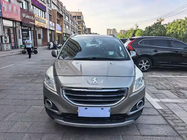 Peugeot 3008 2015