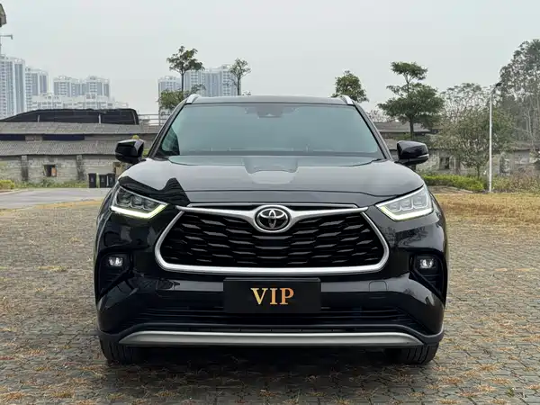 Toyota Highlander 2024