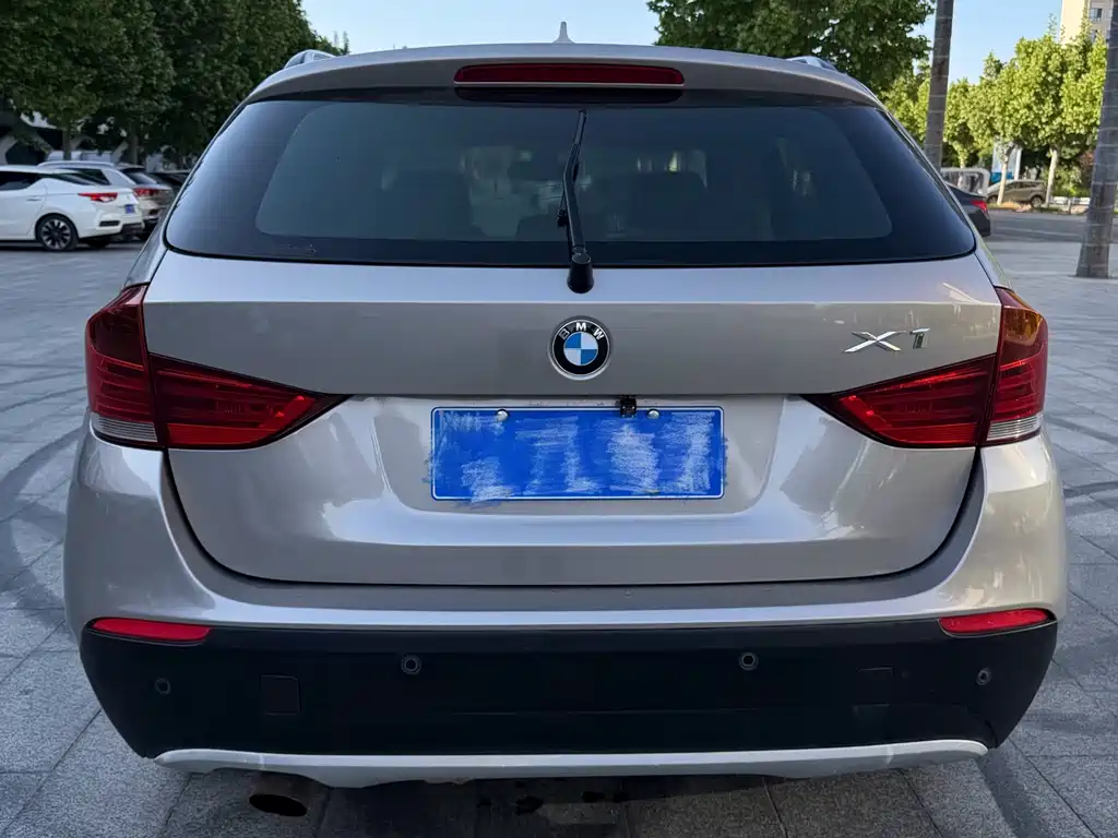 BMW X1 2012 — фото 5