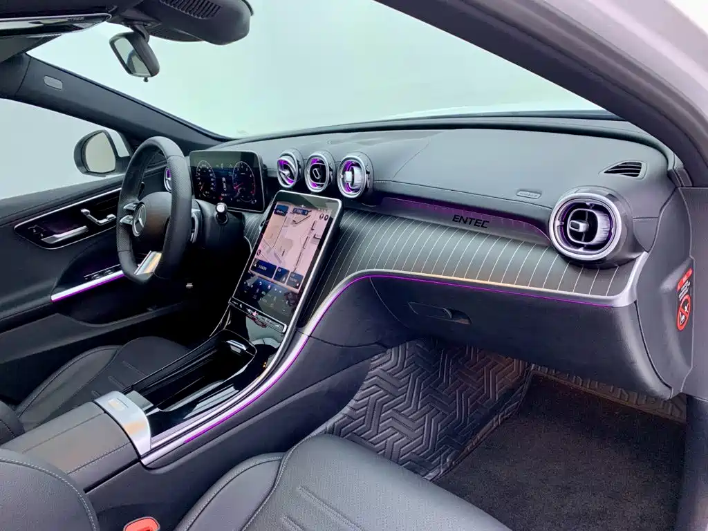 Mercedes-Benz C-Class 2023 — фото 17