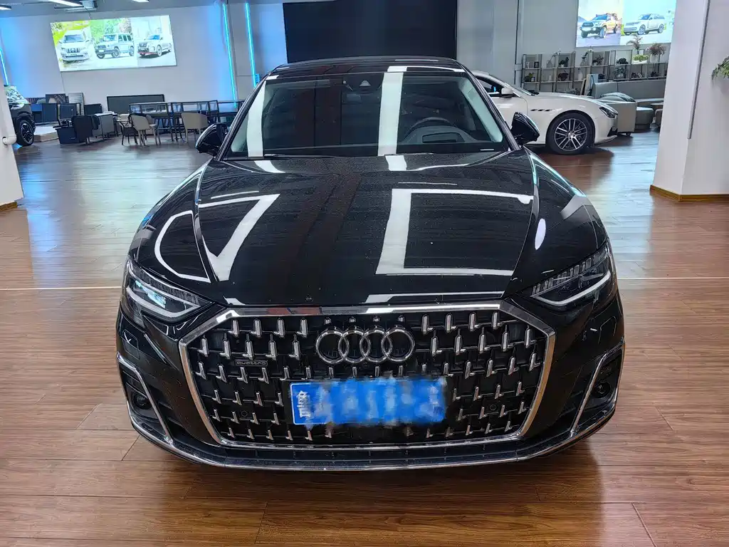 Audi A8 2024