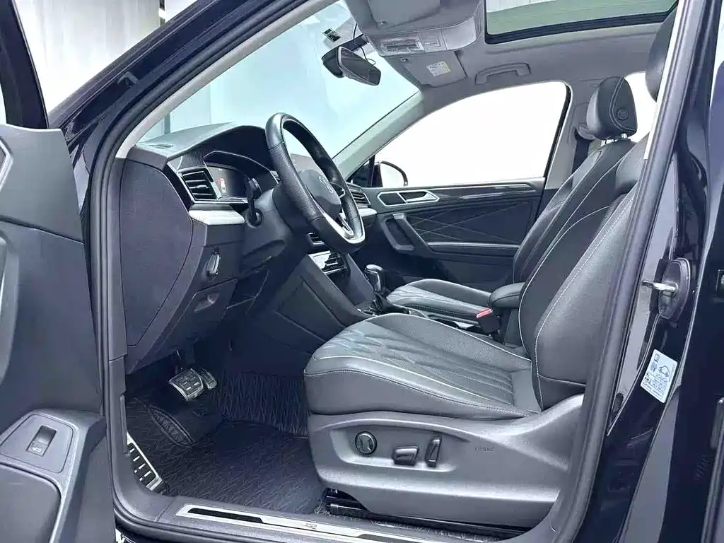 Volkswagen Tiguan L 2022