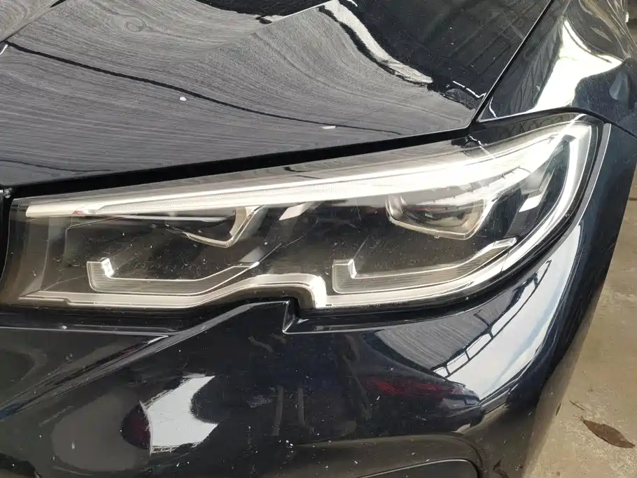BMW 3 Series 2021