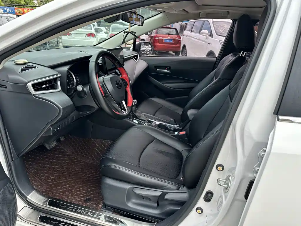 Toyota Corolla 2022 — фото 10