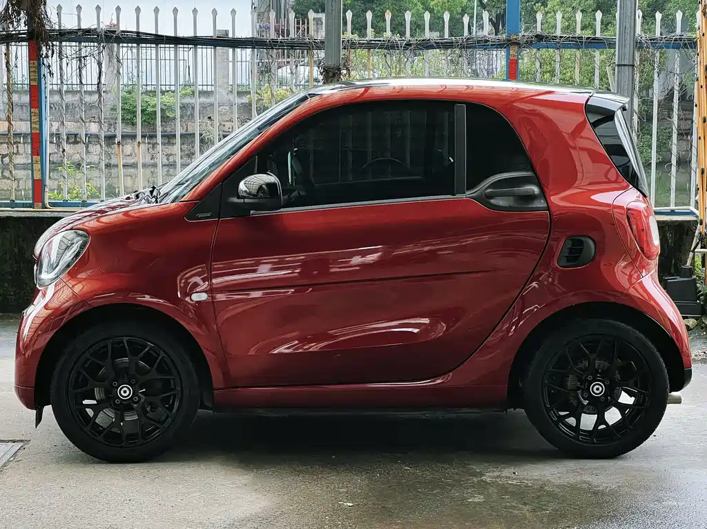smart fortwo 2019 — фото 5