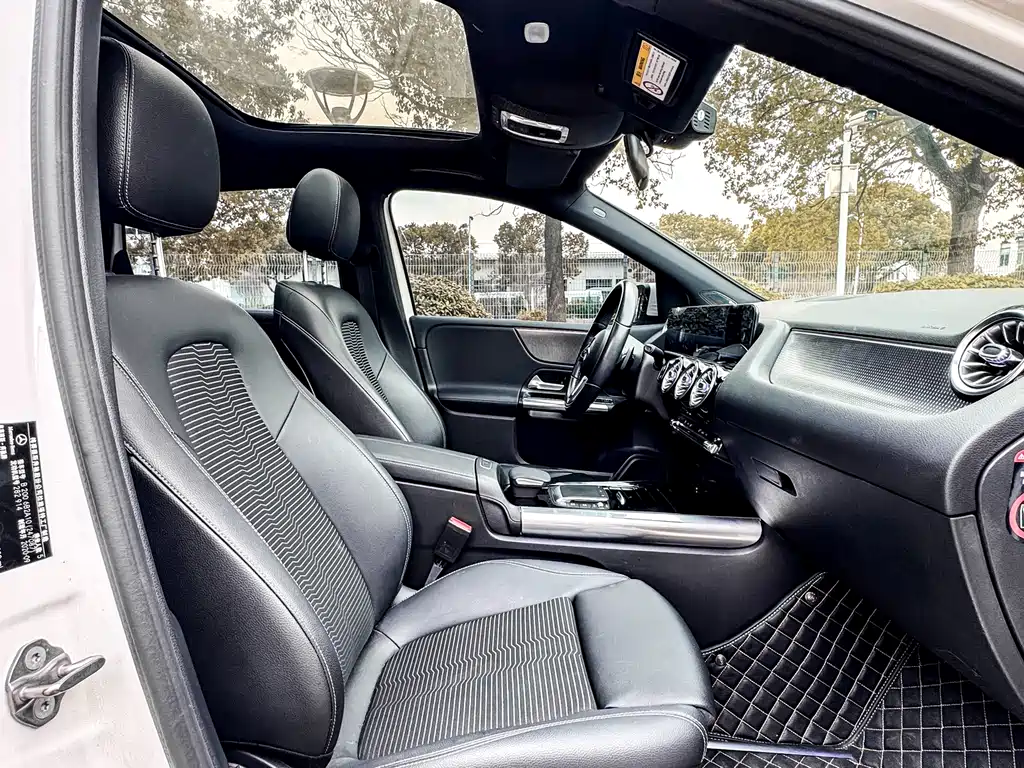 Mercedes-Benz B-Class 2021 — фото 11