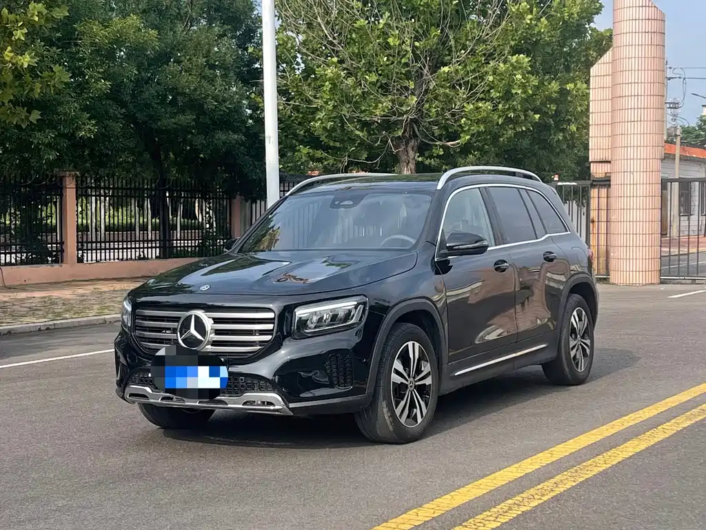 Mercedes-Benz GLB 2024
