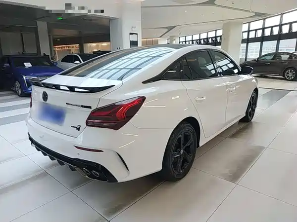 MG MG5 Scorpio 2022