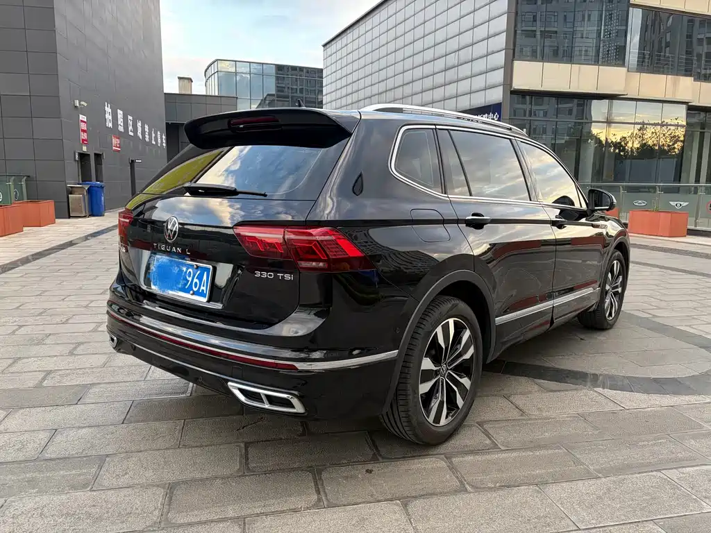 Volkswagen Tiguan L 2022 — фото 4