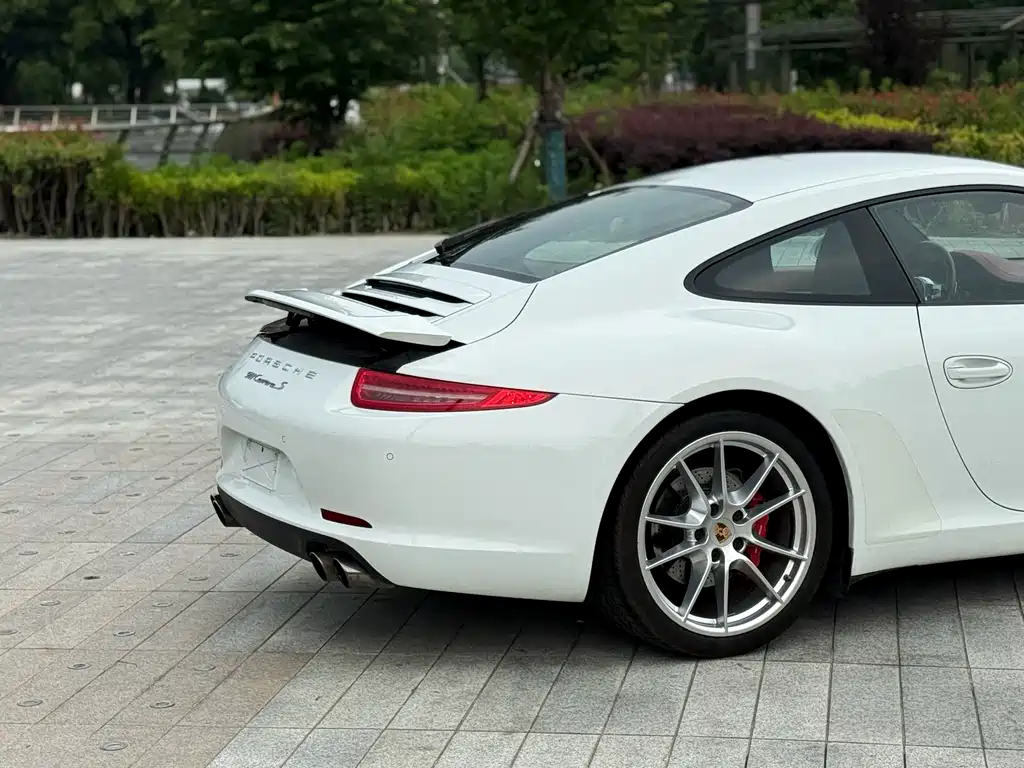 Porsche 911 2016 — фото 4