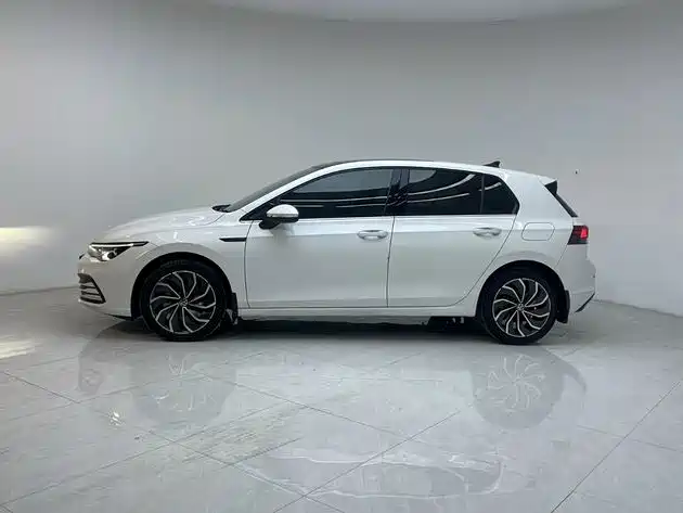 Volkswagen Golf 2022
