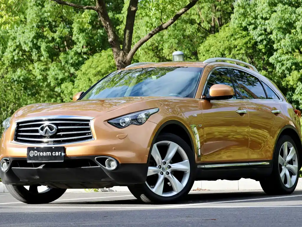 Infiniti QX70 2014 — фото 1