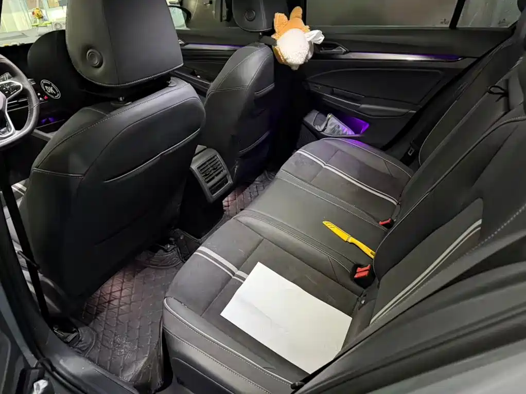 Volkswagen Golf 2022