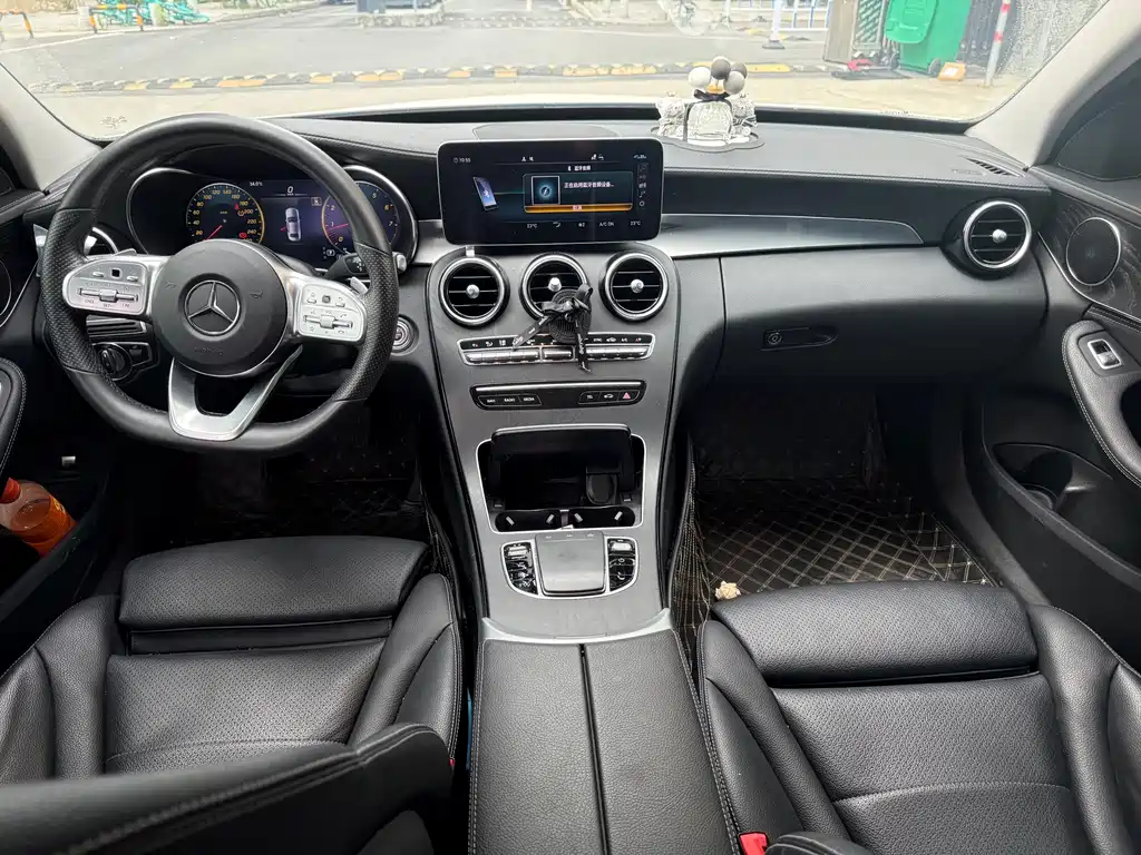 Mercedes-Benz C-Class 2020 — фото 13