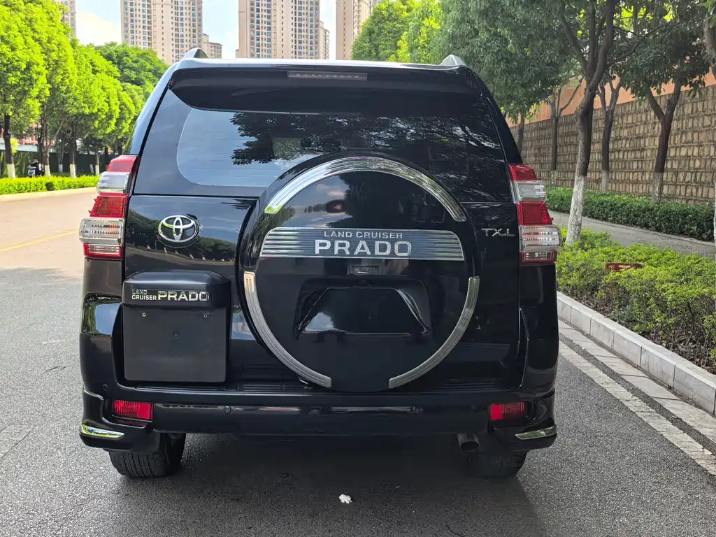 Toyota Prado 2017 — фото 11