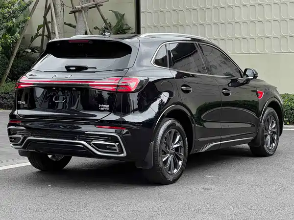 Hongqi HS5 2023