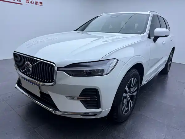 Volvo XC60 2022