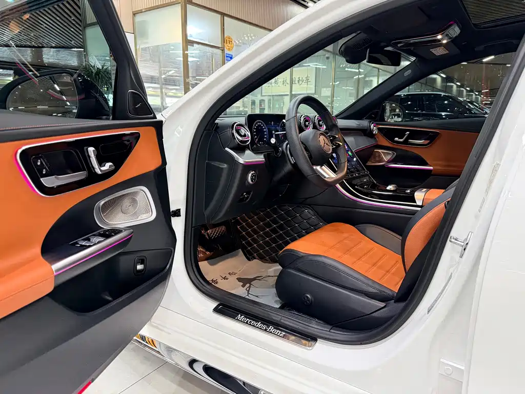 Mercedes-Benz C-Class 2021