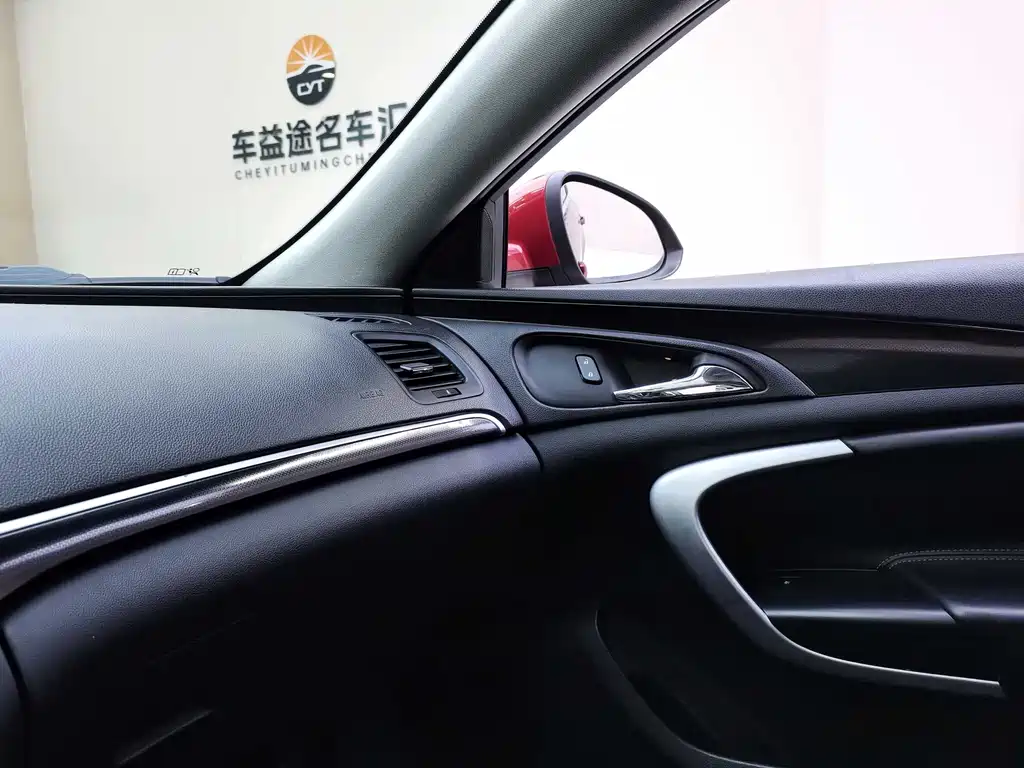 Buick Regal 2015 — фото 9