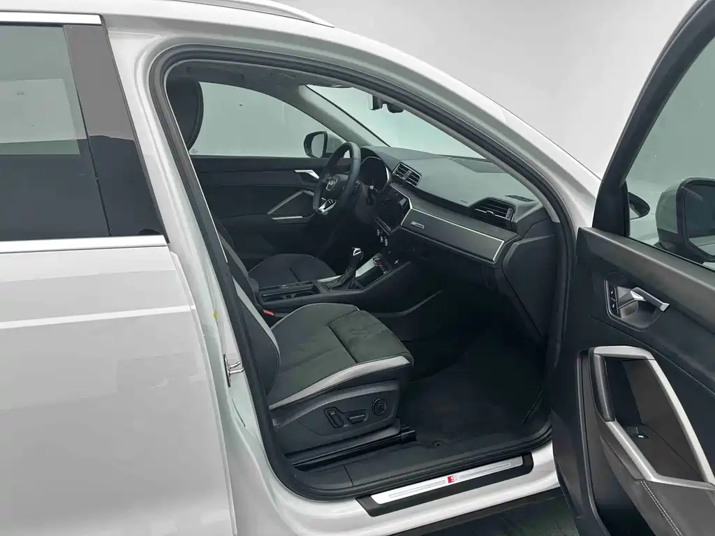 Audi Q3 2023