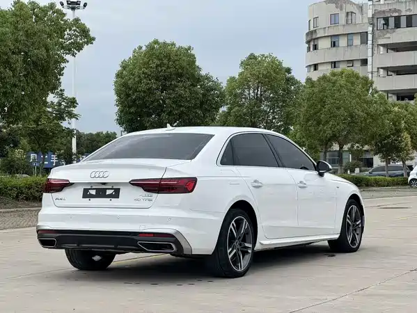 Audi A4L 2022